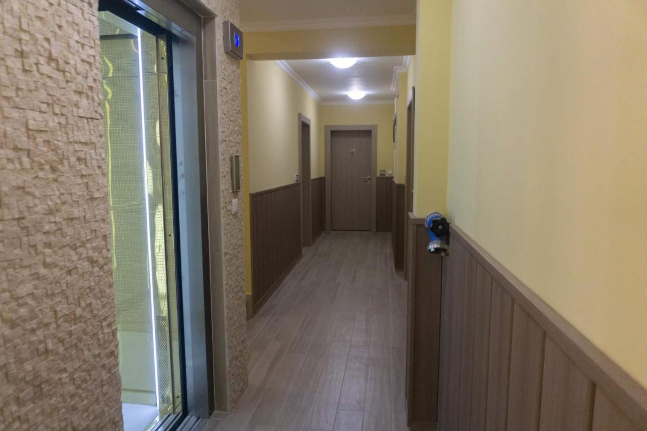 Rent Apartments Martin Beach Поморие Екстериор снимка